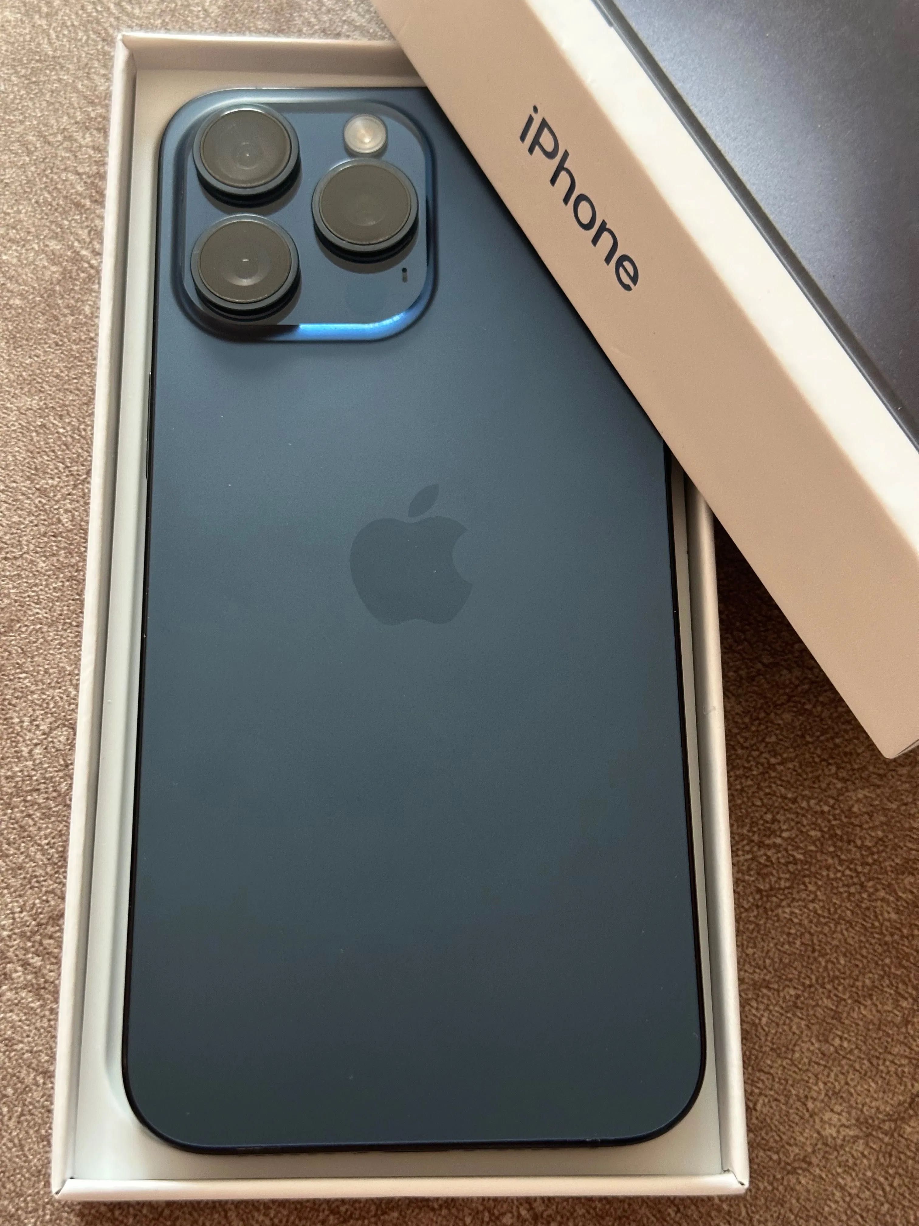 iPhone 15 Pro Max 256GB *ПЕРФЕКТЕН* !