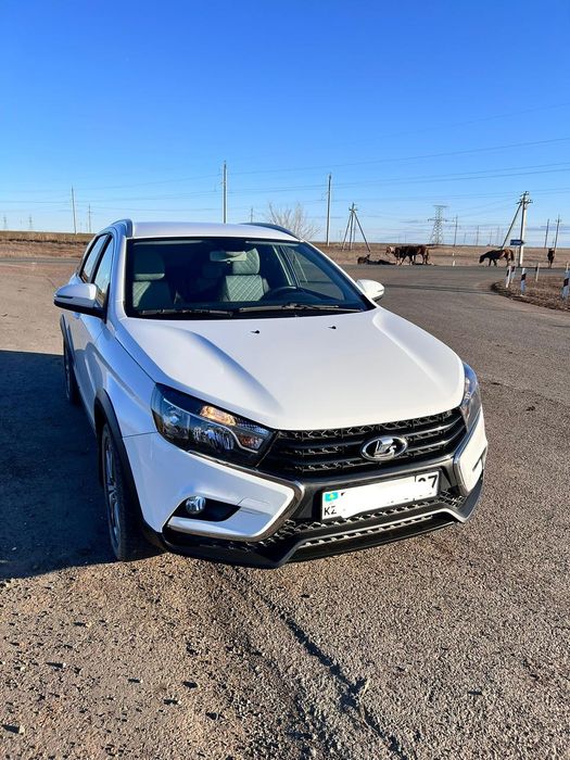 Продам lada vesta sw cros