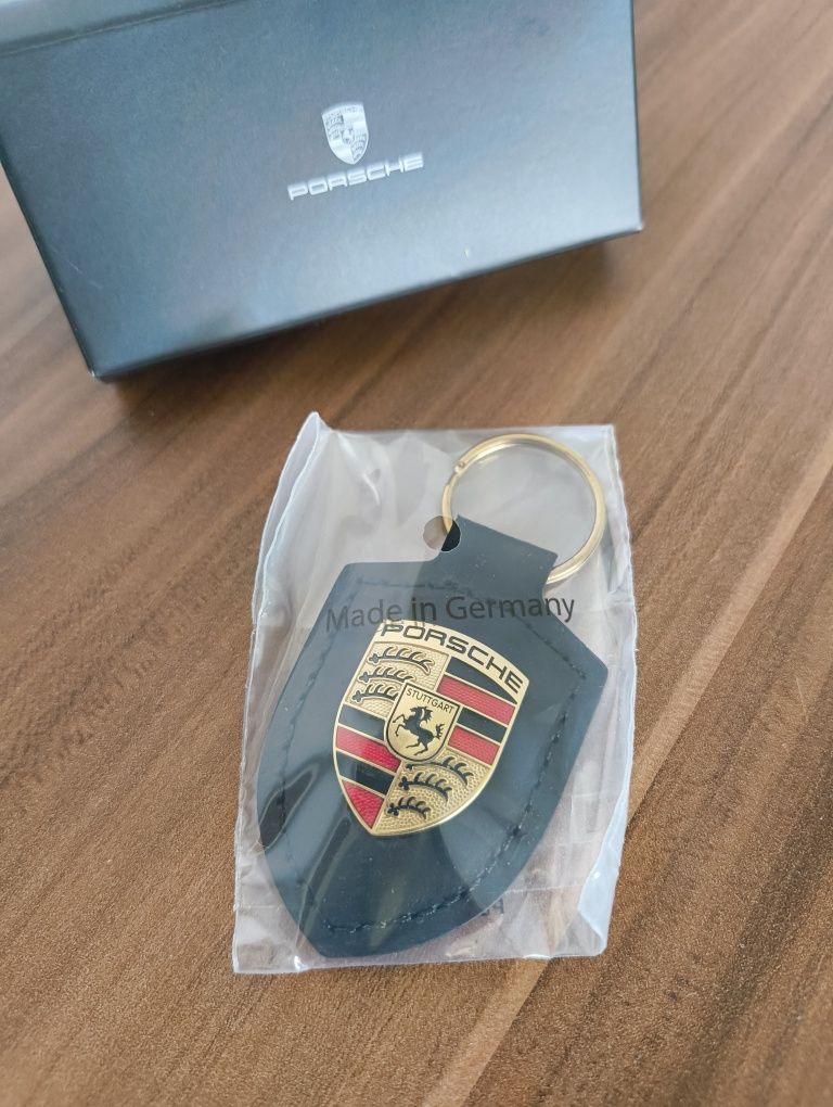 Оригинален ключодържател на Porsche кожен