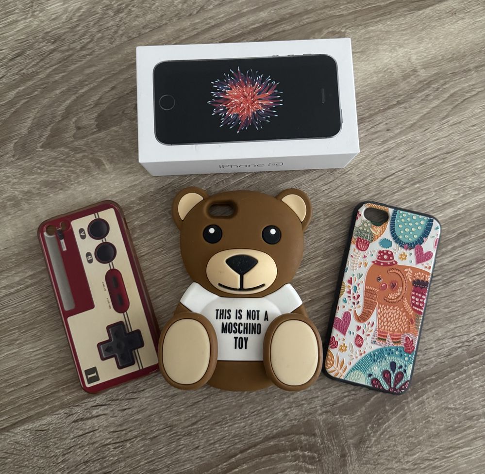 Iphone SE + кейсове