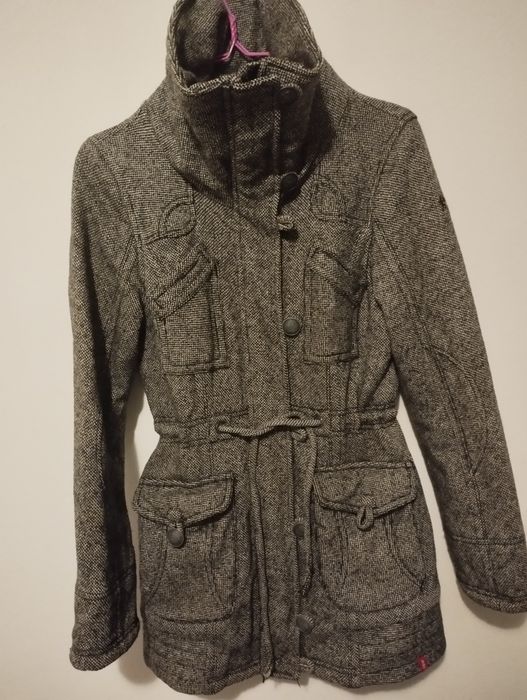 Battibalend Цветно палто и edc сиво палто