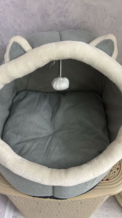 Домик для кошки почти не пользовался