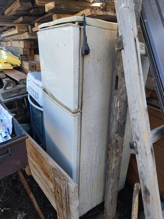 Холодильник рабочий на запчасти