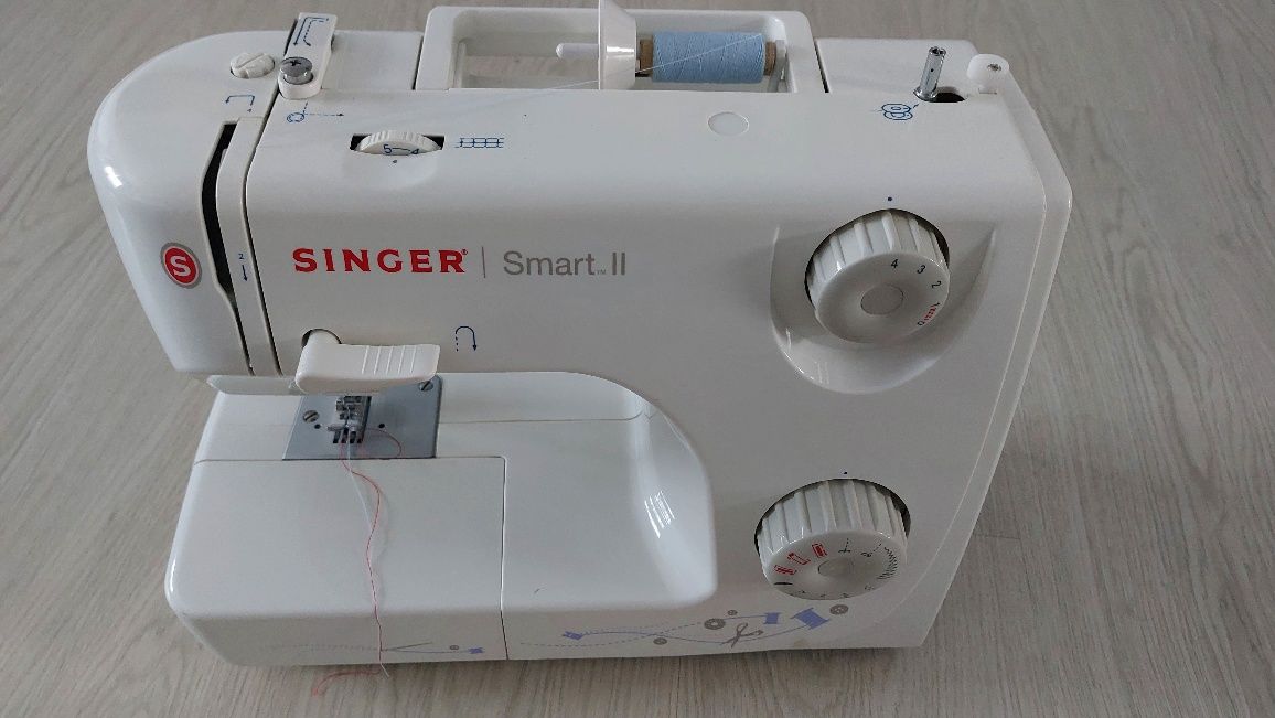 Masina de cusut Singer Smart ii