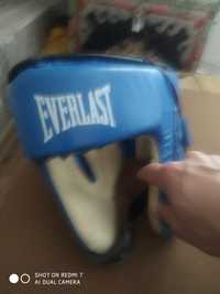 Продам боксерский шлем everlast