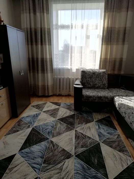 Продам полублагоустроенную 3х квартиру