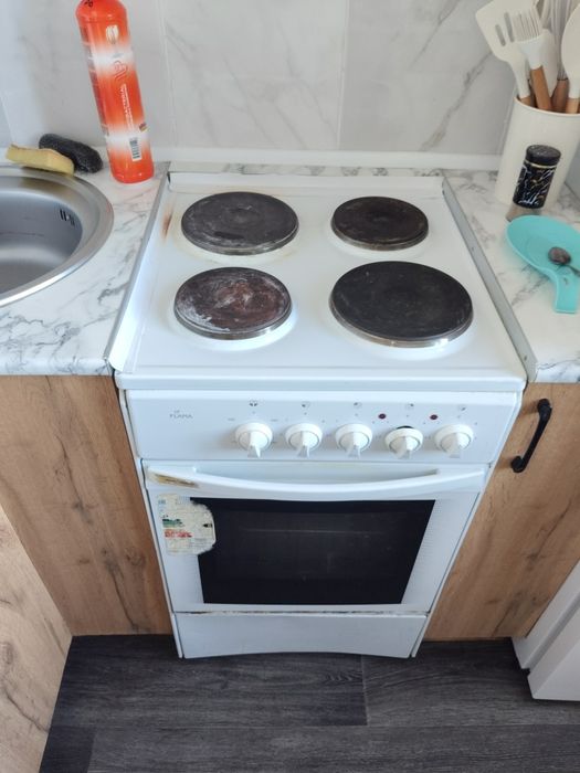 Продам плитку  в хорошем состоянии