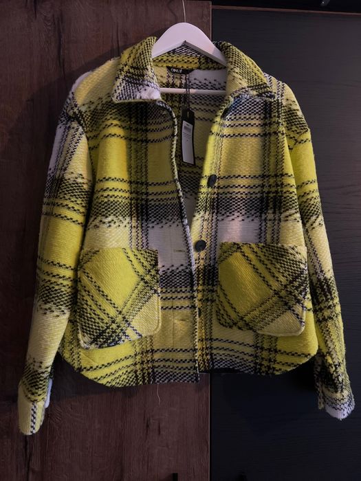 Ново яке тип риза в размер М