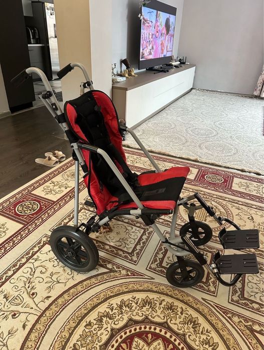 Коляска инвалидная для детей с ДЦП  Umbrella