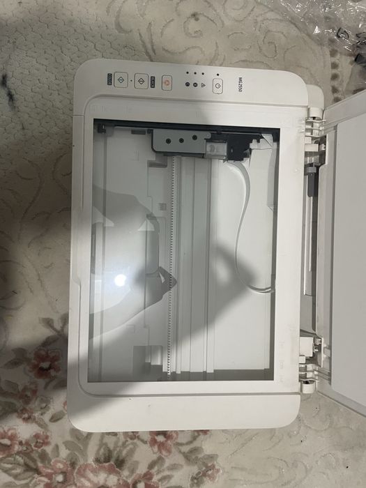 Продавам два принтера Canon