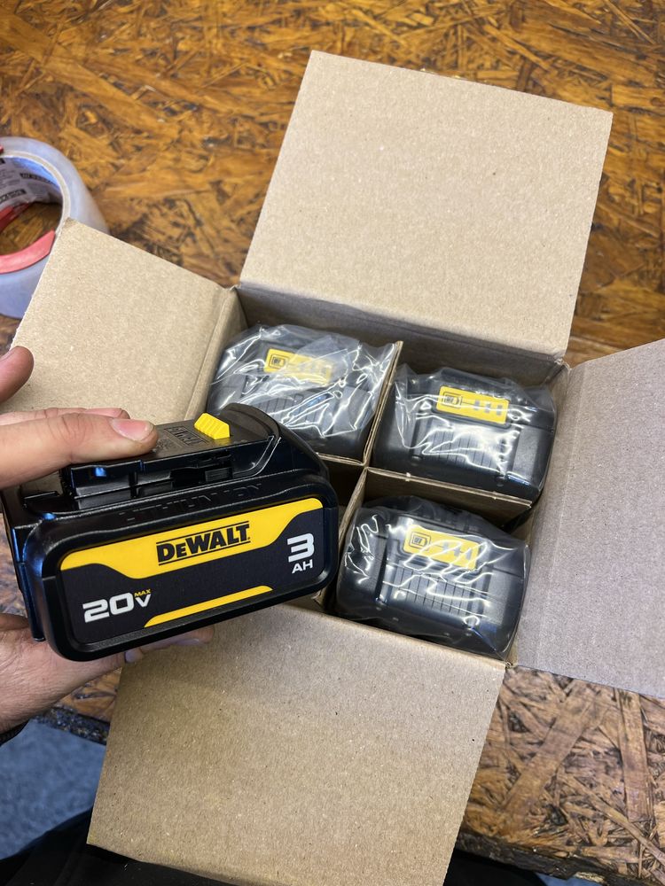 Baterii Dewalt 3ah