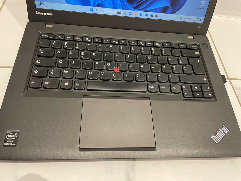 Lenovo T440  - Core I5 , RAM - 4gb подходящ за Автодиагностика