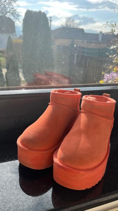 UGG marimea 37 ,stare exeptionala