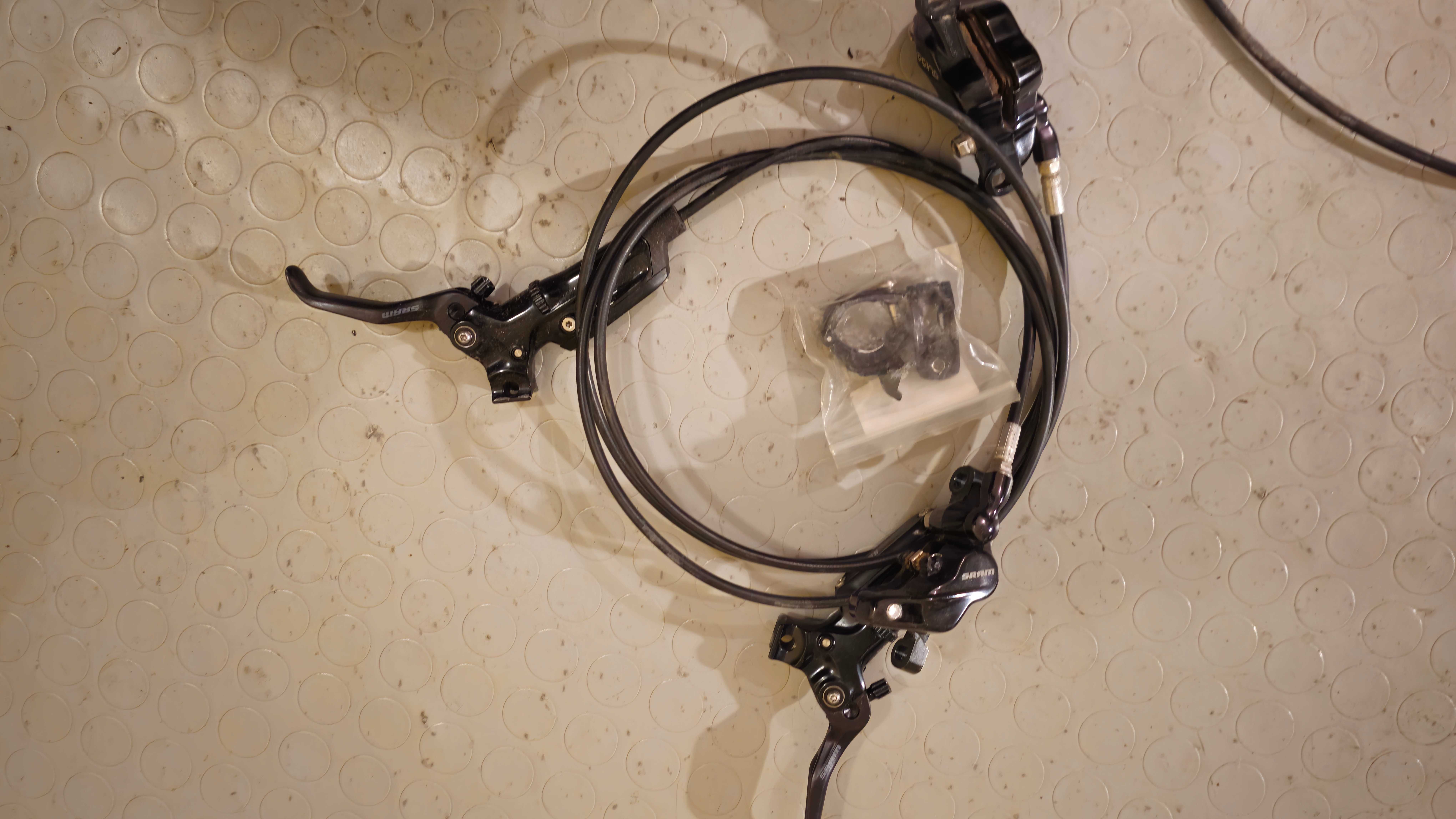 Hope Pro 4, Fox 36, Fox Float X, Race Face, Shimano XTR
