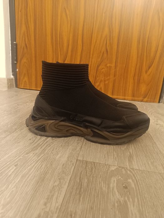 Sneakers Guess Soseta ( nu balenciaga, nu mcqueen)