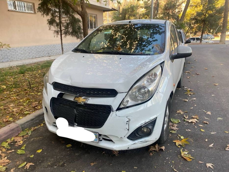 Машина “Spark” продаю срочно