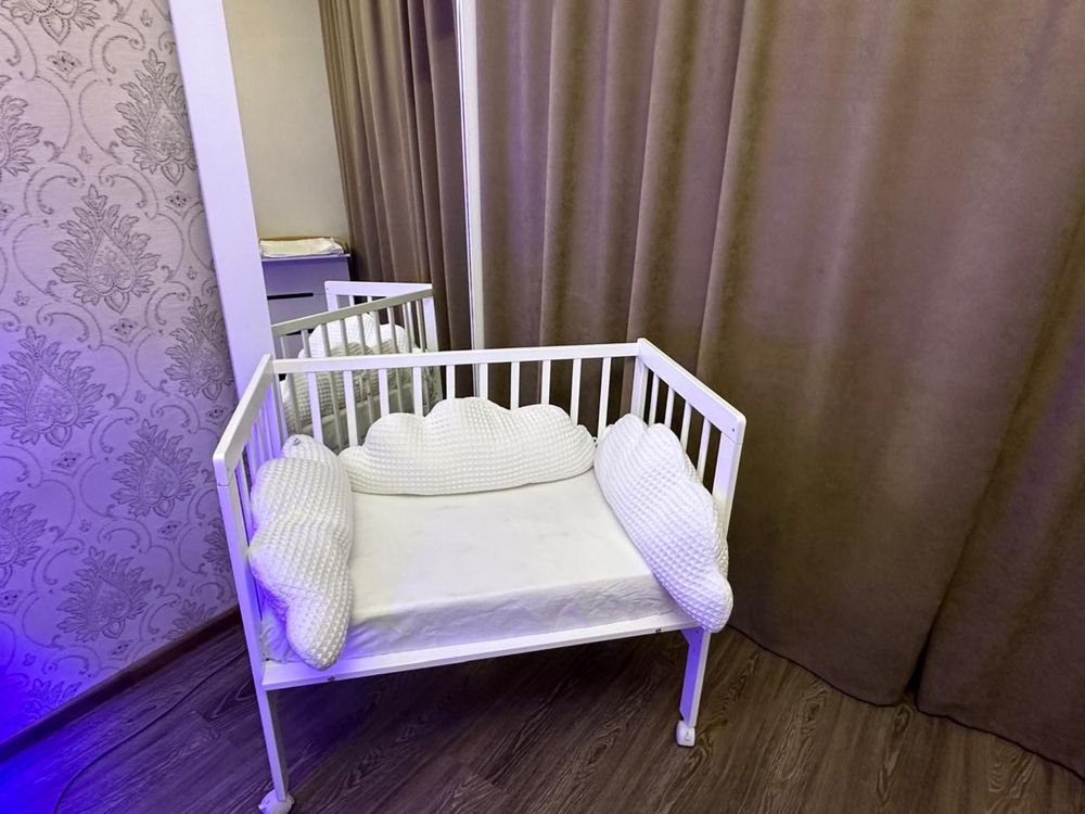 Манеж (детская кровать для младенца от 0 до 1.5 года)