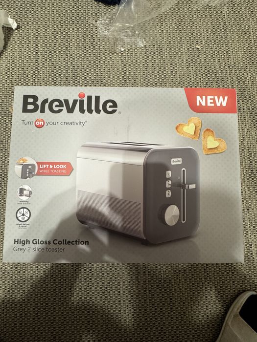 Prajitor de paine Breville Nou High Gloss