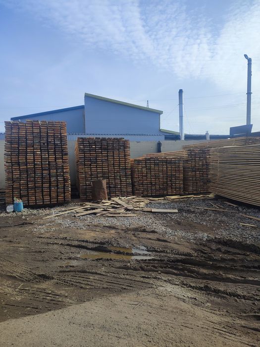 Пиломатериал доска, брус (сосна)