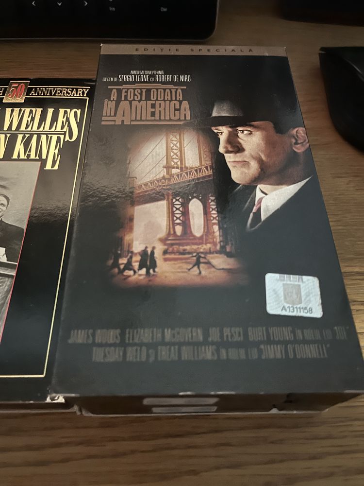 Casete cu filme sigilate, casete noi neinregistrate