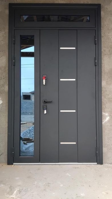 Входной дверь металлическая