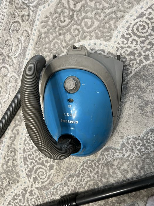 Продам пылесос Samsung SC5252