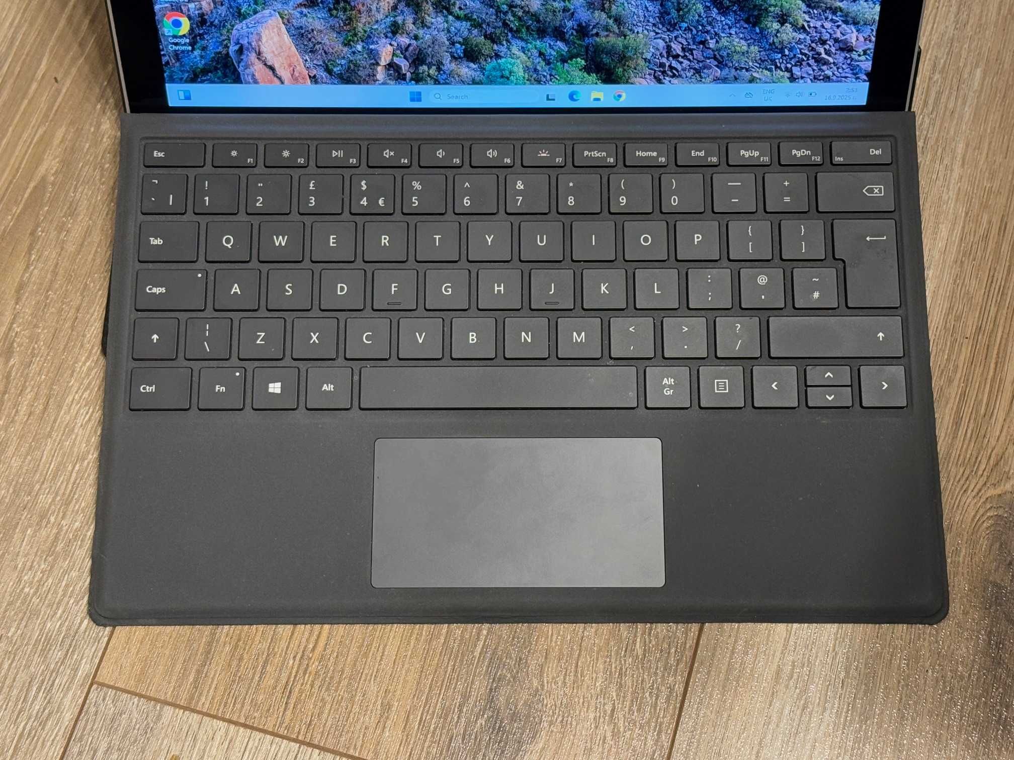 Microsoft Surface Pro 4 i5 6th/4RAM/128SSD