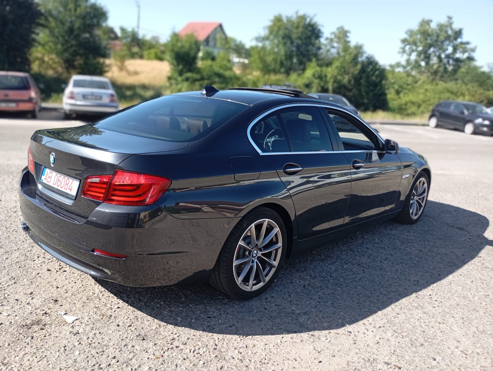 Vând BMW seria5,anul 2012
