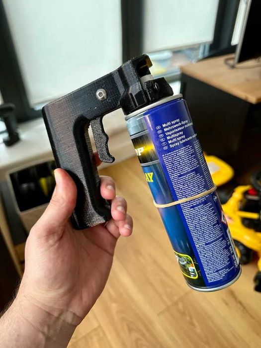 Универсанел пистолет за флакони, спрейове.