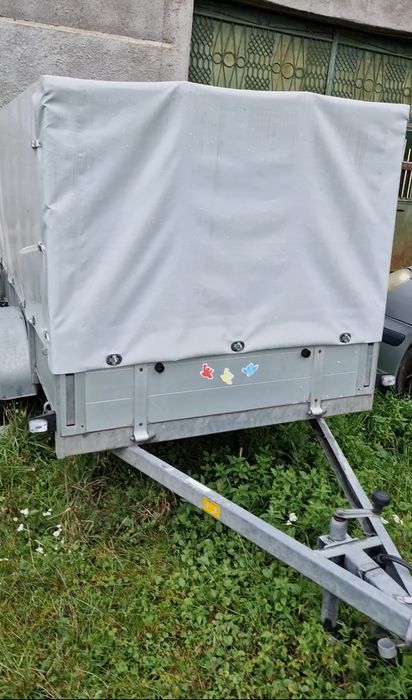 Vând remorcă 750kg - 2.6/1.3 m