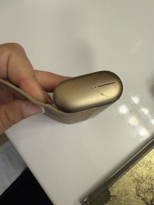Iqos tip portofel auriu gold  tigare electronica