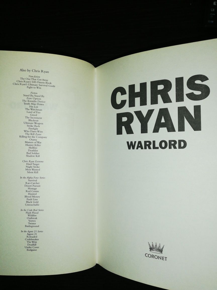 Roman engleza: WARLORD de Chris Ryan