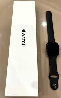 Apple Watch SE 2022, Серые, 44мм