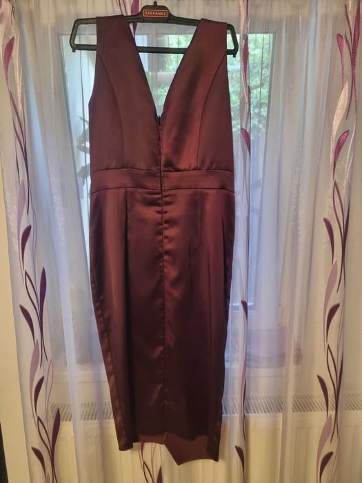 Rochie eleganta in stare foarte buna