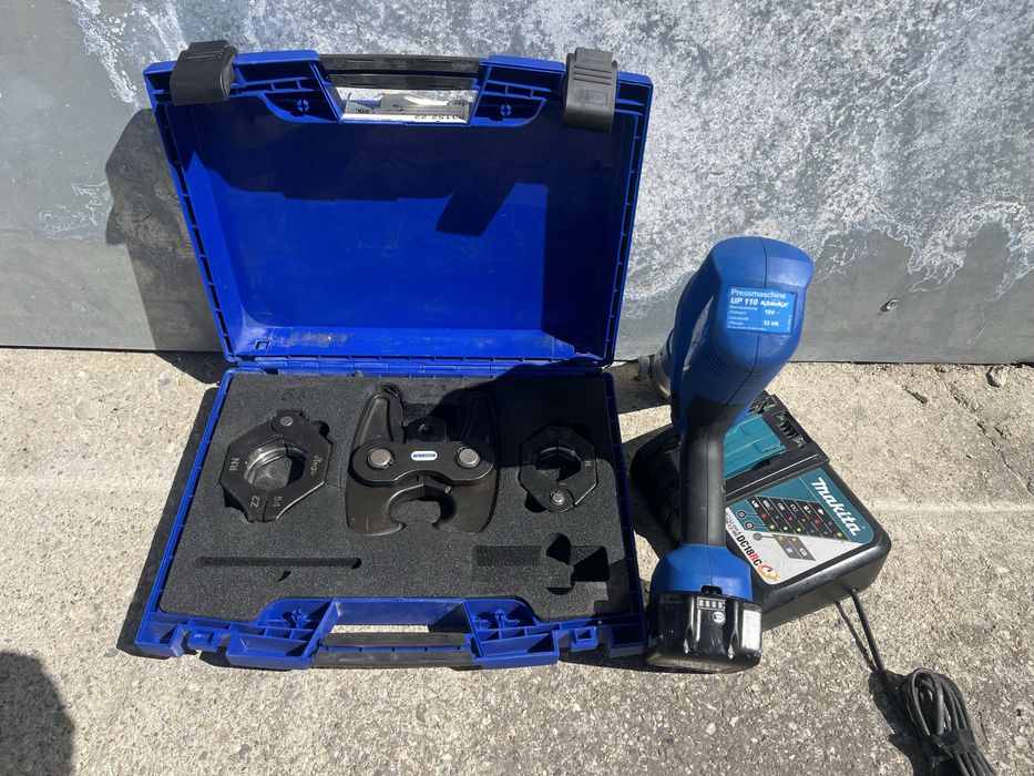 Presa de sertizat Uponor UP110 + bacuri Viega 42 54 Klauke Makita 18v
