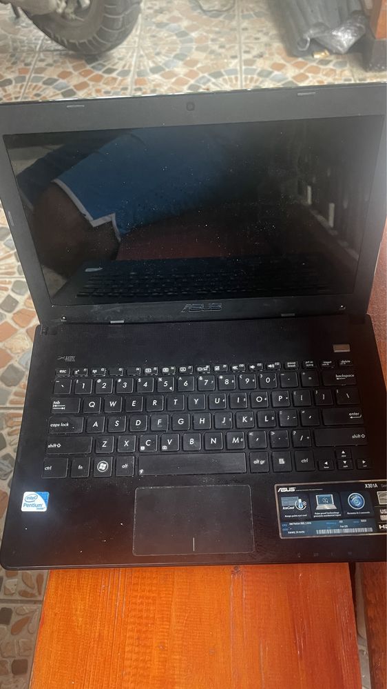 Dezmembrez laptop Asus K301A