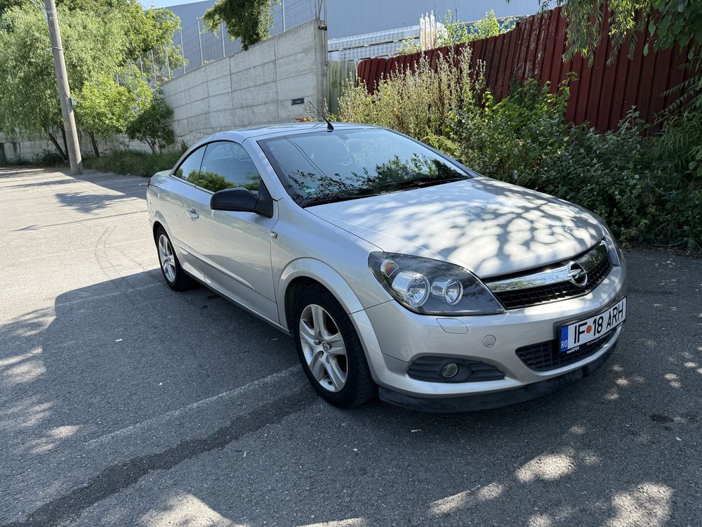 Opel Astra TwinTop 1.8 Benzina, automat, 2009, 148000km, decapotabila