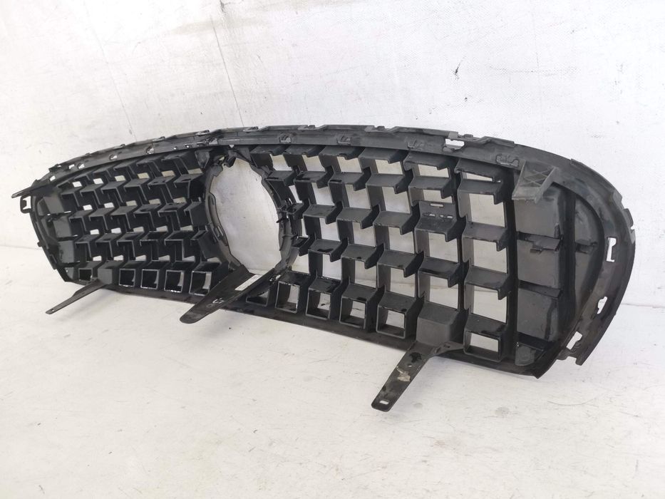 Решетка на радиатора Мерцедес-Бенц ГЛЦ-Клас / Mercedes-Benz GLC-Class