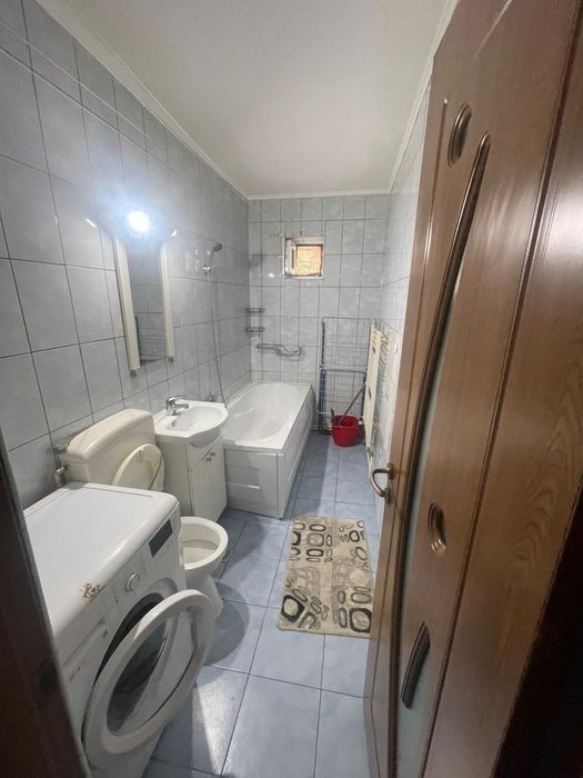 Garsonieră confort 1 de închiriat 
250€