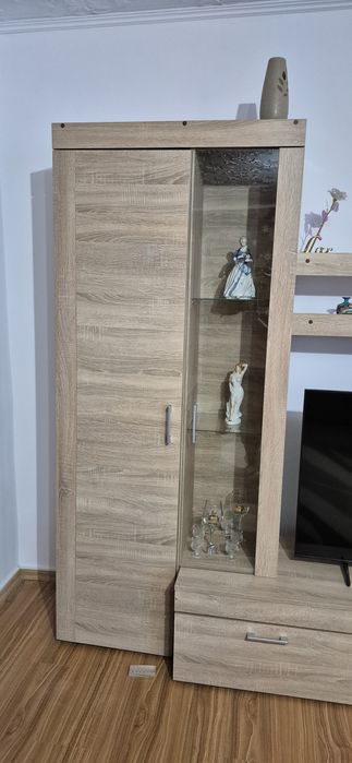 Vând mobilă de living