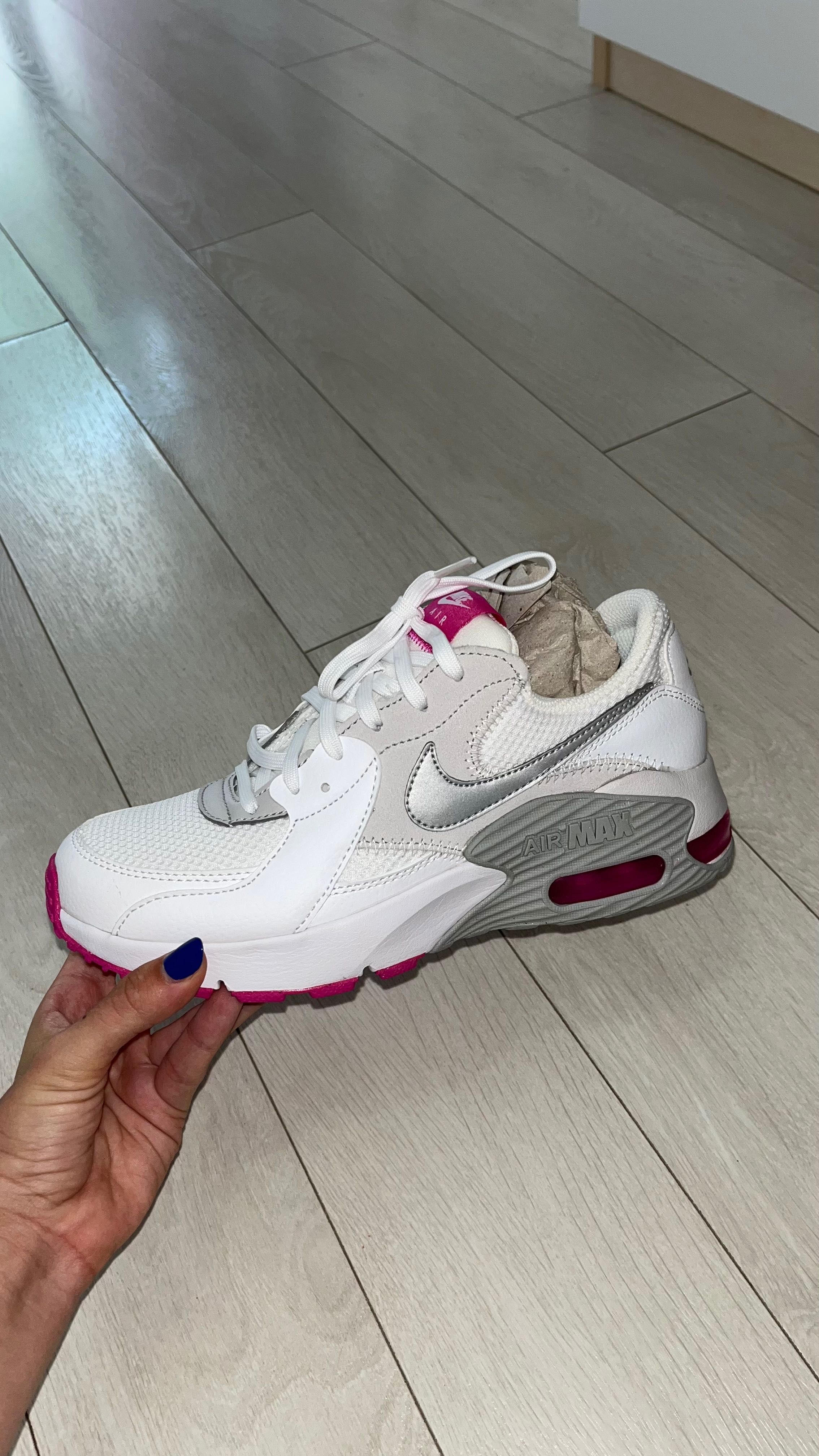 Дамски маратонки / детски маратонки Nike AIR MAX EXCEE
