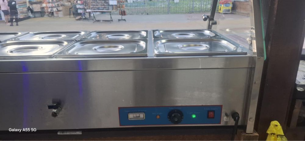 Топла витрина с нагревател