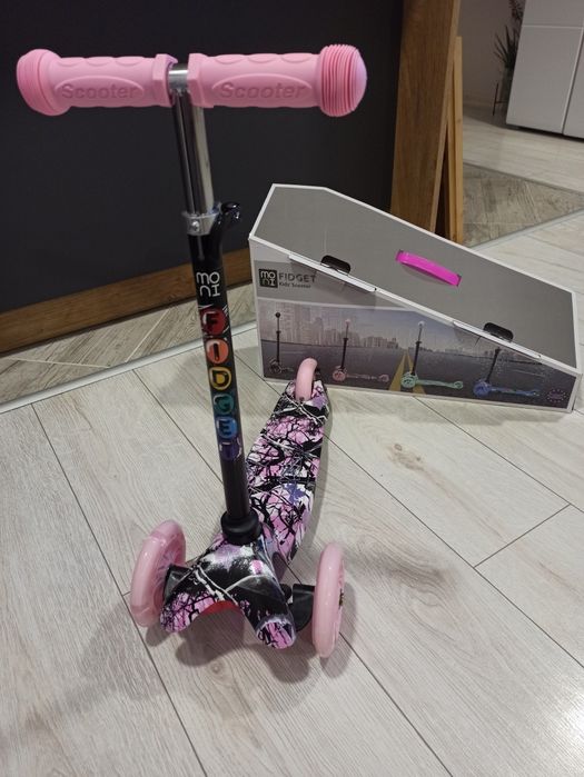 Детска тротинетка Moni