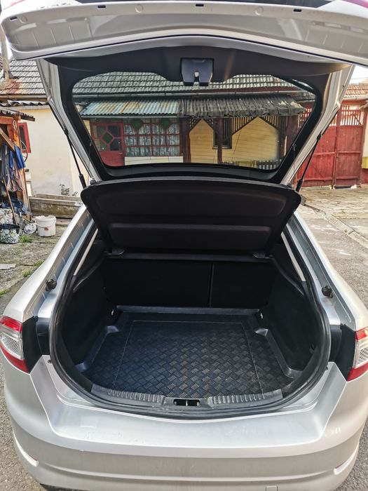 Ford mondeo titanium mk4 2012