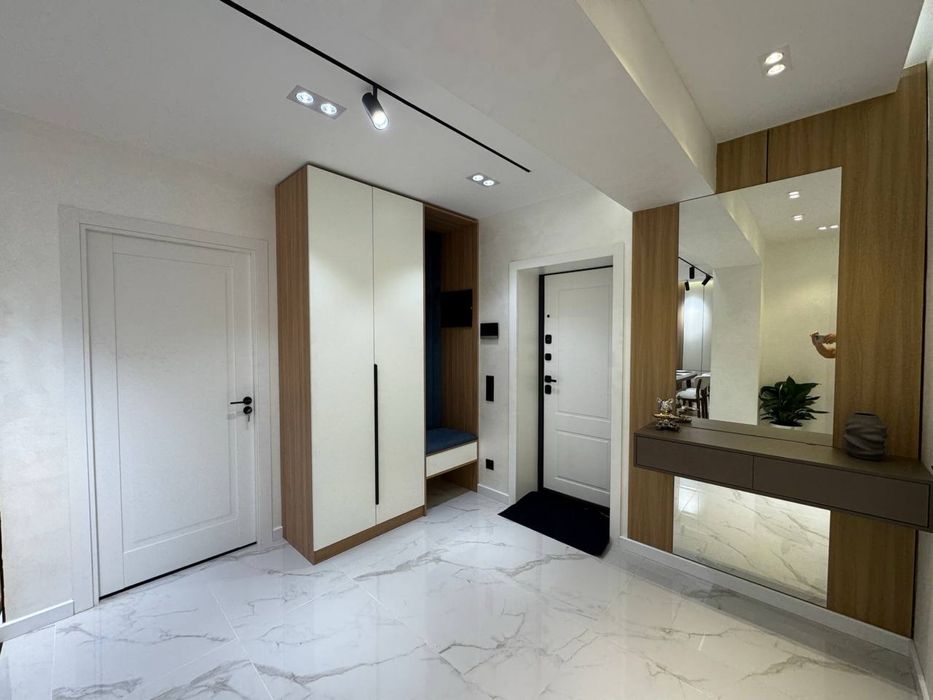 Срочно Продается Квартира 4/2/4 80м2 на ул. Садыка Азимова