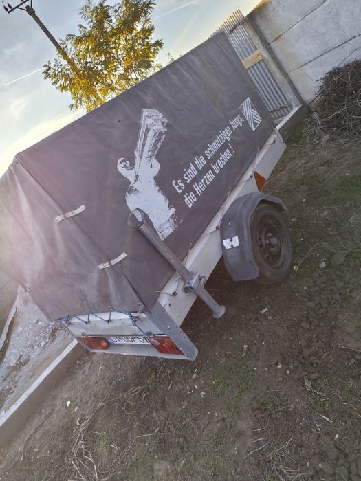 Remorcă auto 750 kg.