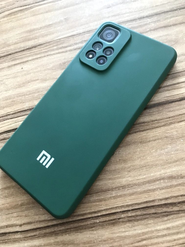 Redmi Note 11 Pro plus 5g 
Отличный т