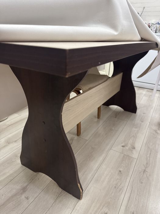 Пррдаются столы для кухни в количестве 3 шт