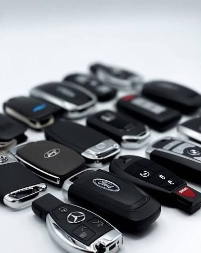 АВТОКЛЮЧ (Изготовление и программирование ключей для всех видов авто)