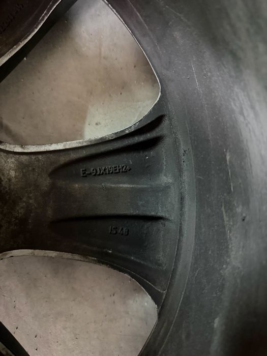 Гуми с джанти BMW X5 -Спорт Пакет